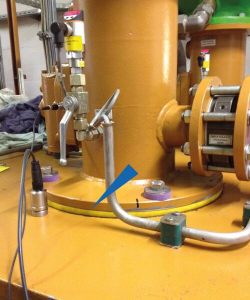 Decoupling of pumps in hydropower plants